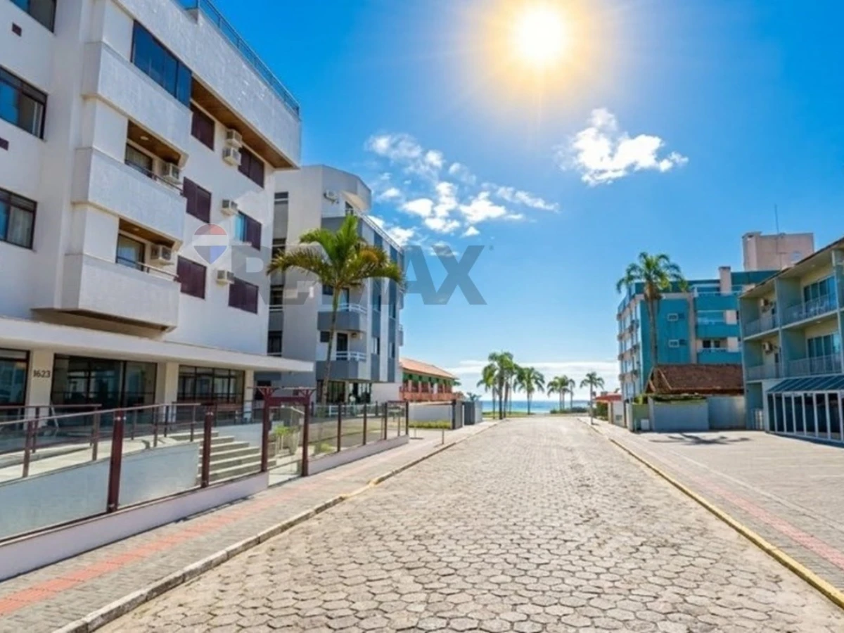 Apartamento 2 Dormitorios en Venta — Canasvieiras, Florianópolis