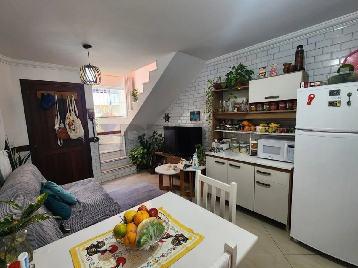 Таунхаус 2 сьюта на продажу — Ingleses, Florianópolis