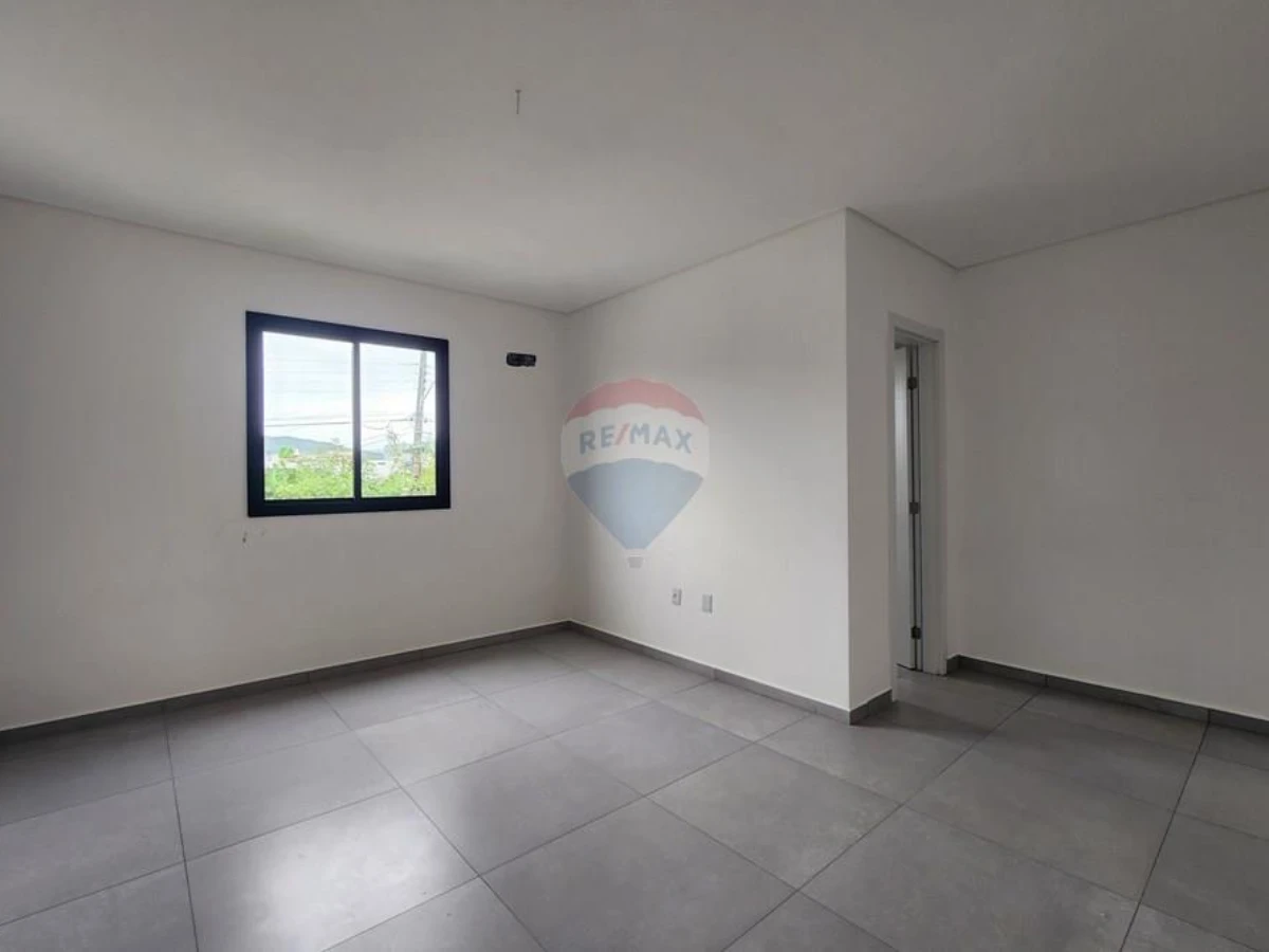 Casa adosada con 2 suites en venta en Ingleses, Florianópolis