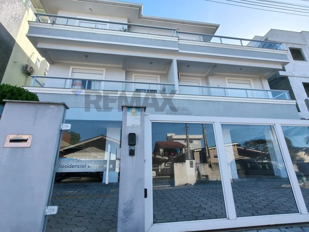 Apartamento 2 Dormitórios à Venda em Ingleses, Florianópolis — 64,8 m²