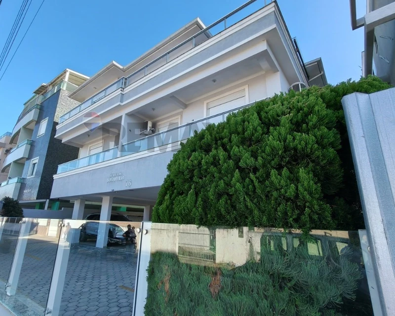 Apartamento 2 Dormitórios à Venda em Ingleses, Florianópolis — 64,8 m²