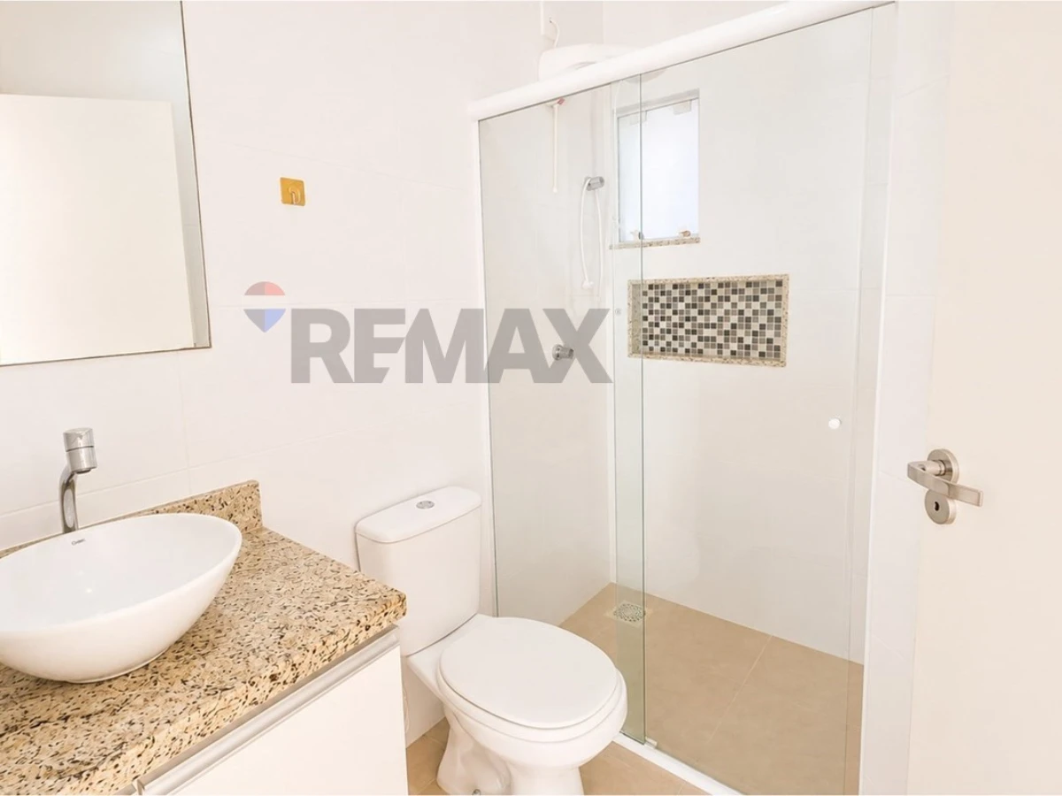 Apartamento 2 Dormitórios à Venda em Ingleses, Florianópolis — 64,8 m²