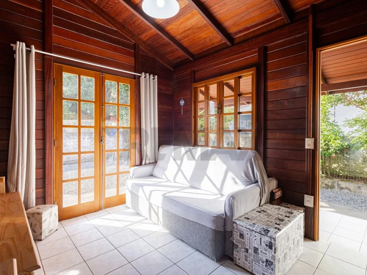 Casa 3 Quartos à Venda em Ingleses, Florianópolis — 68 m²