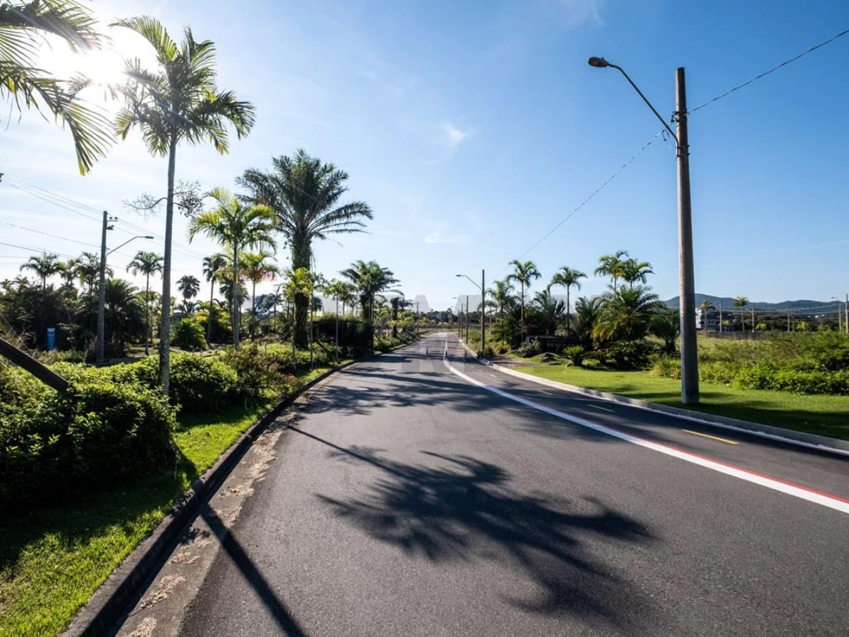 Terreno 450 m² à Venda — Vargem do Bom Jesus, Florianópolis