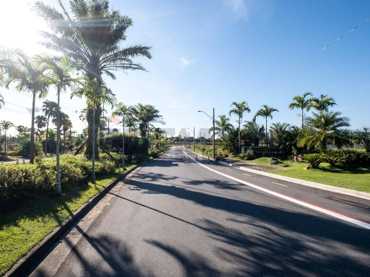 Terreno 450 m² à Venda — Vargem do Bom Jesus, Florianópolis