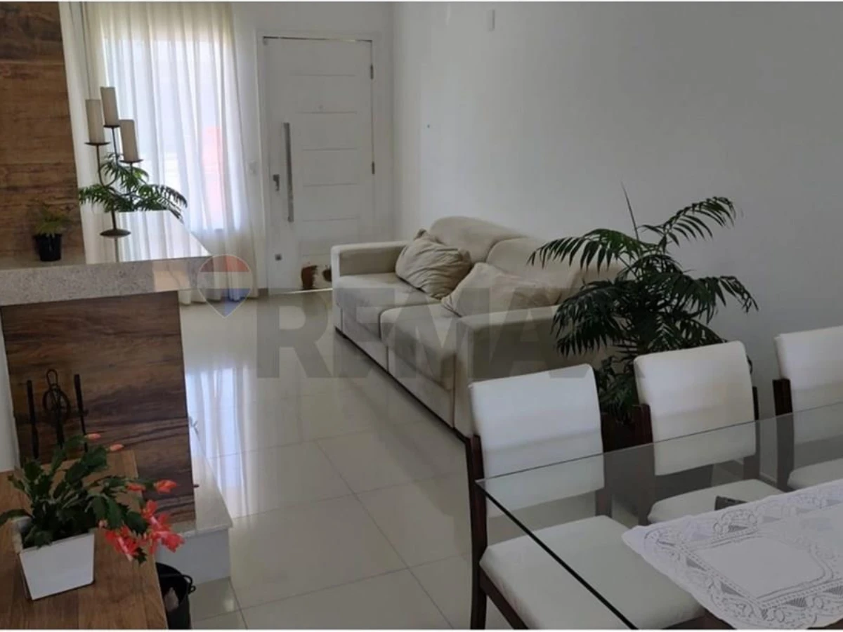 Casa 2 Dormitorios con Piscina en Venta, Cachoeira do Bom Jesus, Florianópolis