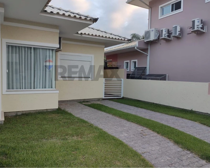 Casa 2 Dormitorios con Piscina en Venta, Cachoeira do Bom Jesus, Florianópolis