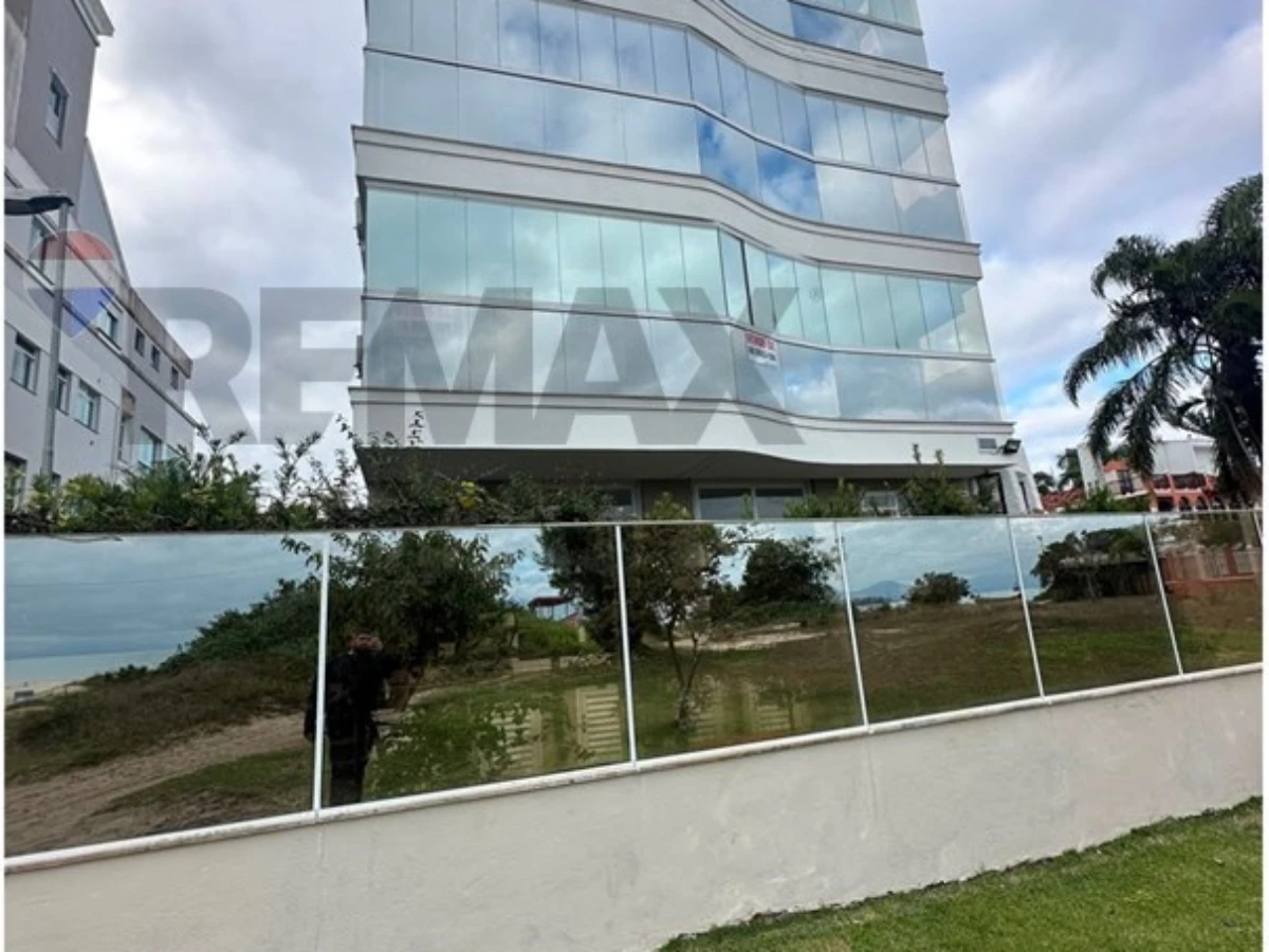 Apartamento 3 Suítes com Vista para o Mar — Cachoeira do Bom Jesus, Florianópolis