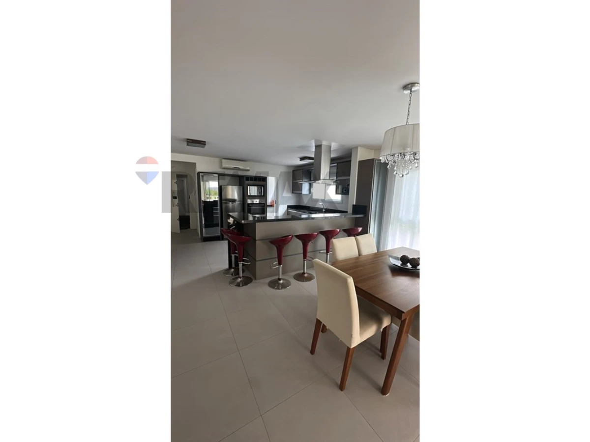 Apartamento 3 Suítes com Vista para o Mar — Cachoeira do Bom Jesus, Florianópolis