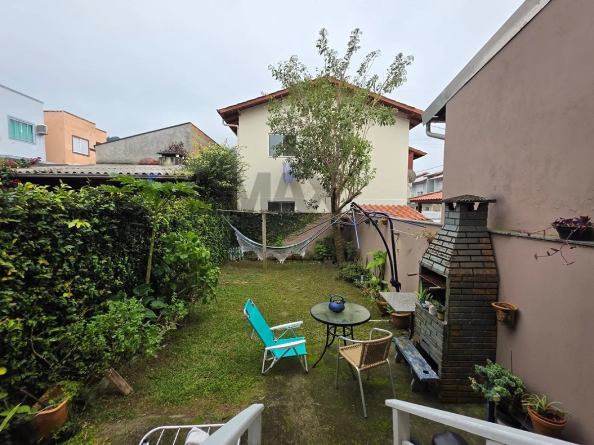 Casa de 2 Suites en Venta en Ingleses, Florianópolis — 97 m²