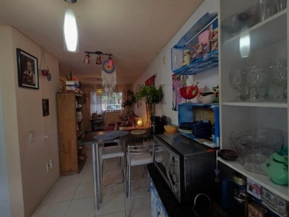 Casa de 2 Suites en Venta en Ingleses, Florianópolis — 97 m²
