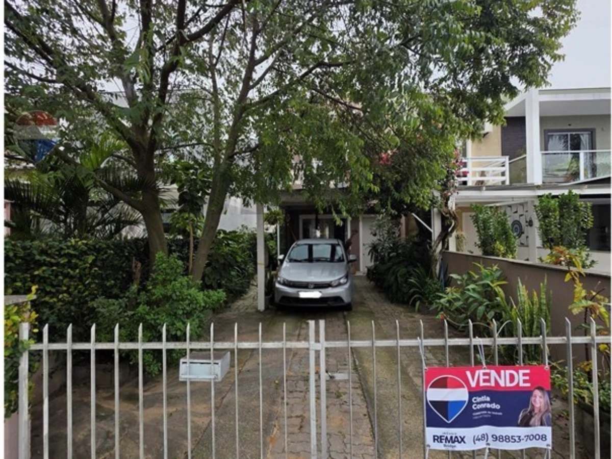 Casa de 2 Suites en Venta en Ingleses, Florianópolis — 97 m²