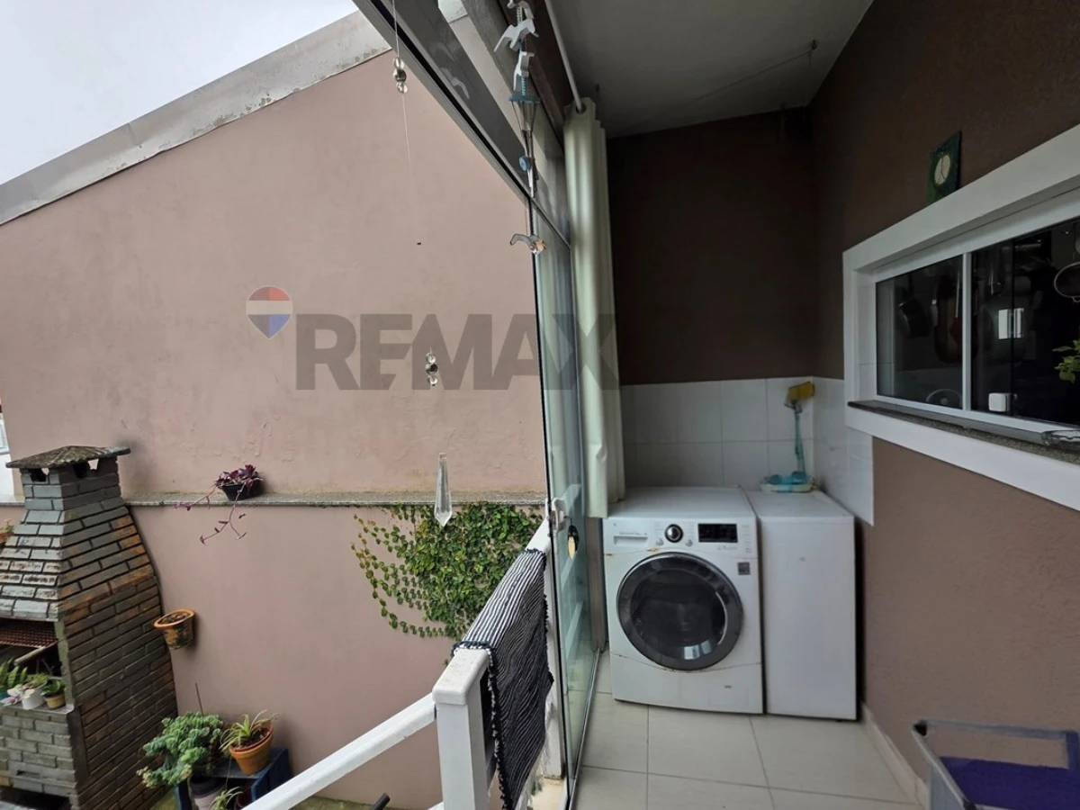 Casa de 2 Suites en Venta en Ingleses, Florianópolis — 97 m²