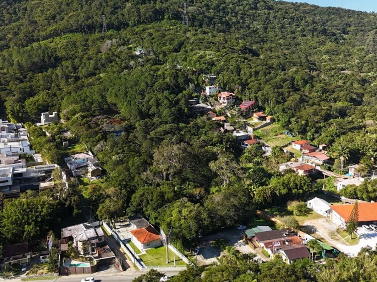 Участок 38 000 м² на продажу — Itacorubi, Florianópolis