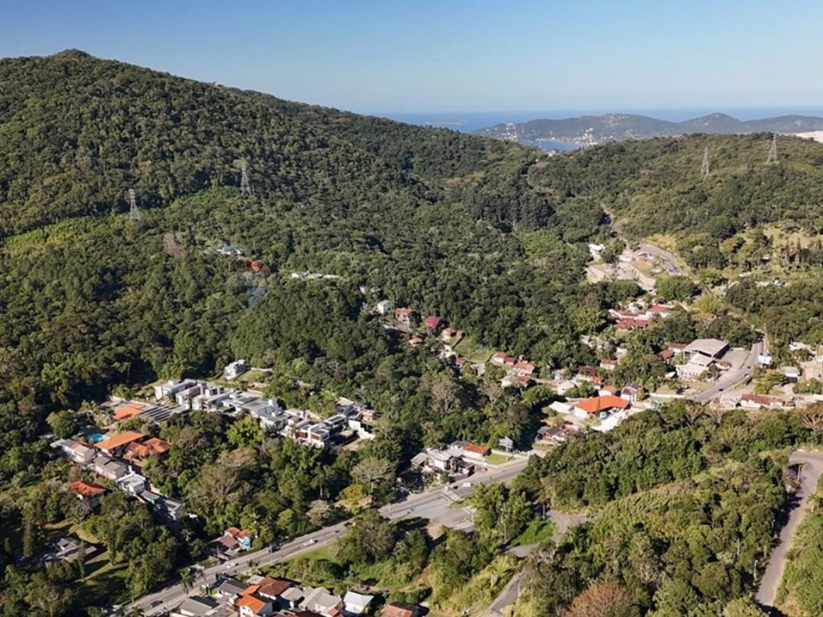 Участок 38 000 м² на продажу — Itacorubi, Florianópolis