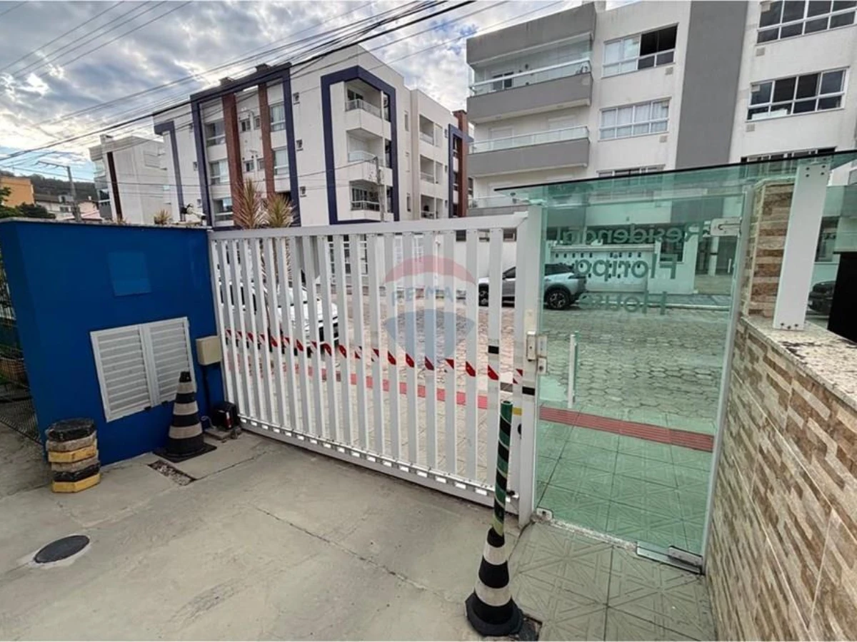 Apartamento 2 Quartos à Venda em Ingleses, Florianópolis — 61,5 m²